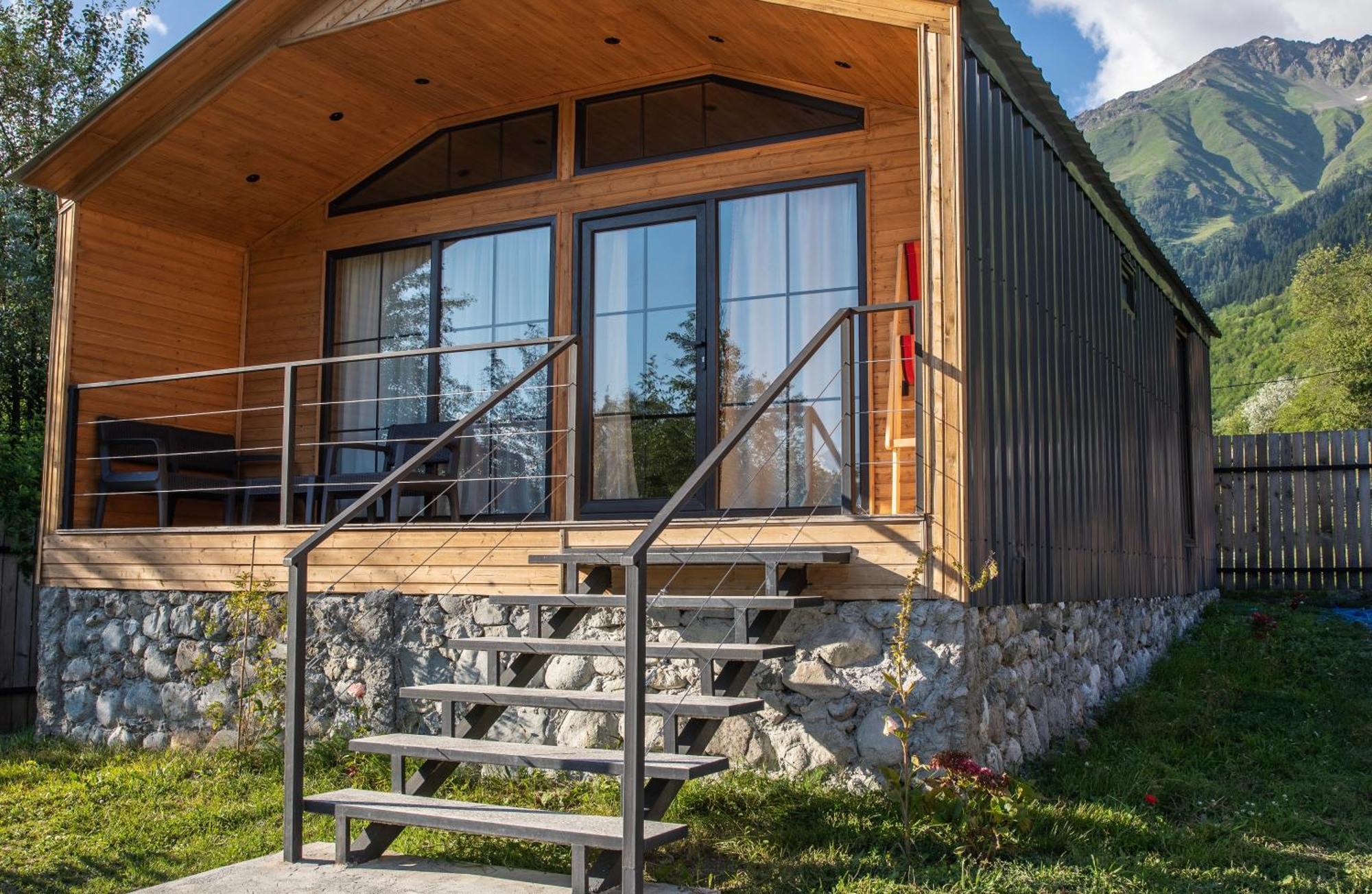 Mestia Villas Екстер'єр фото