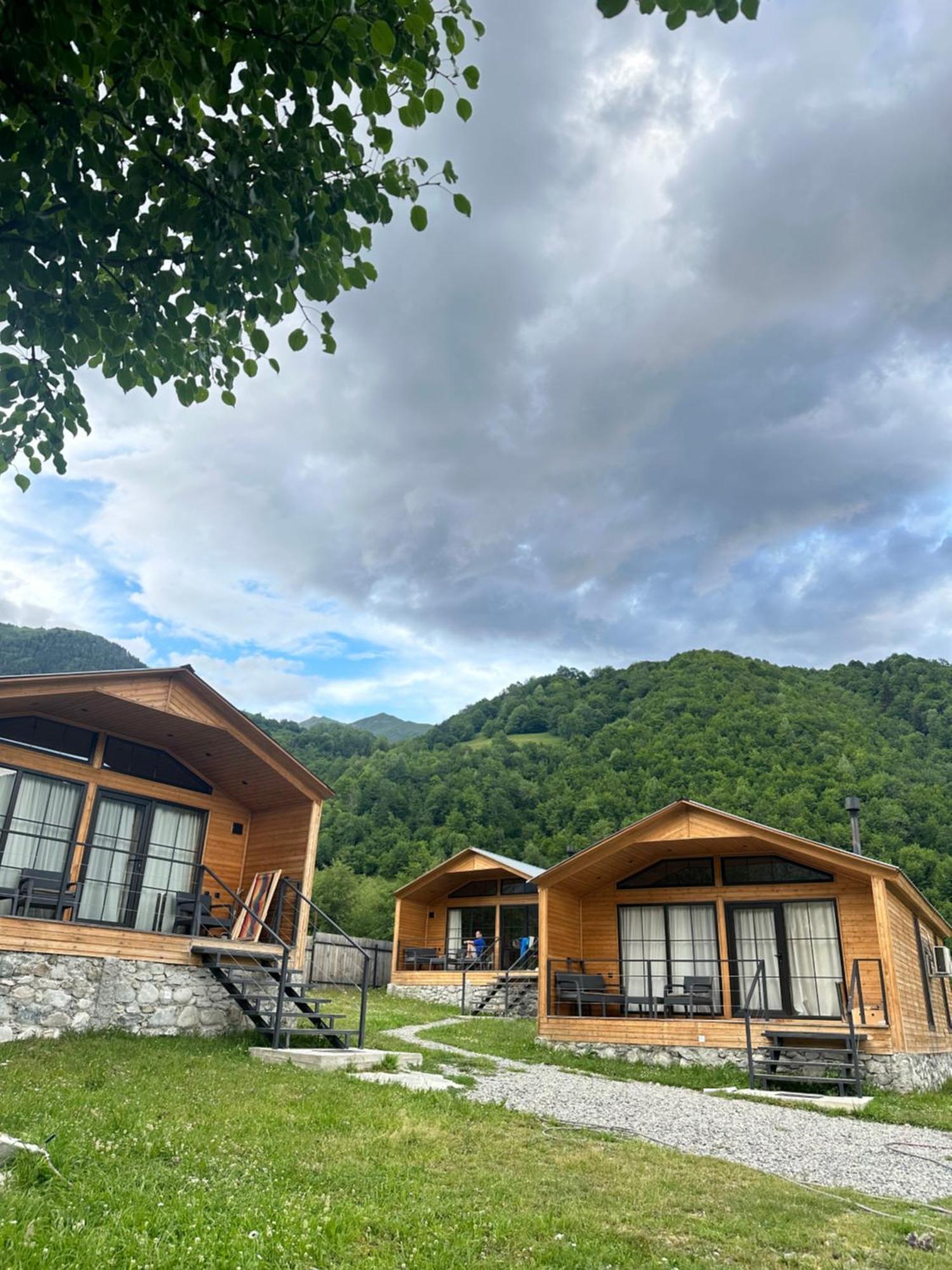 Mestia Villas Екстер'єр фото