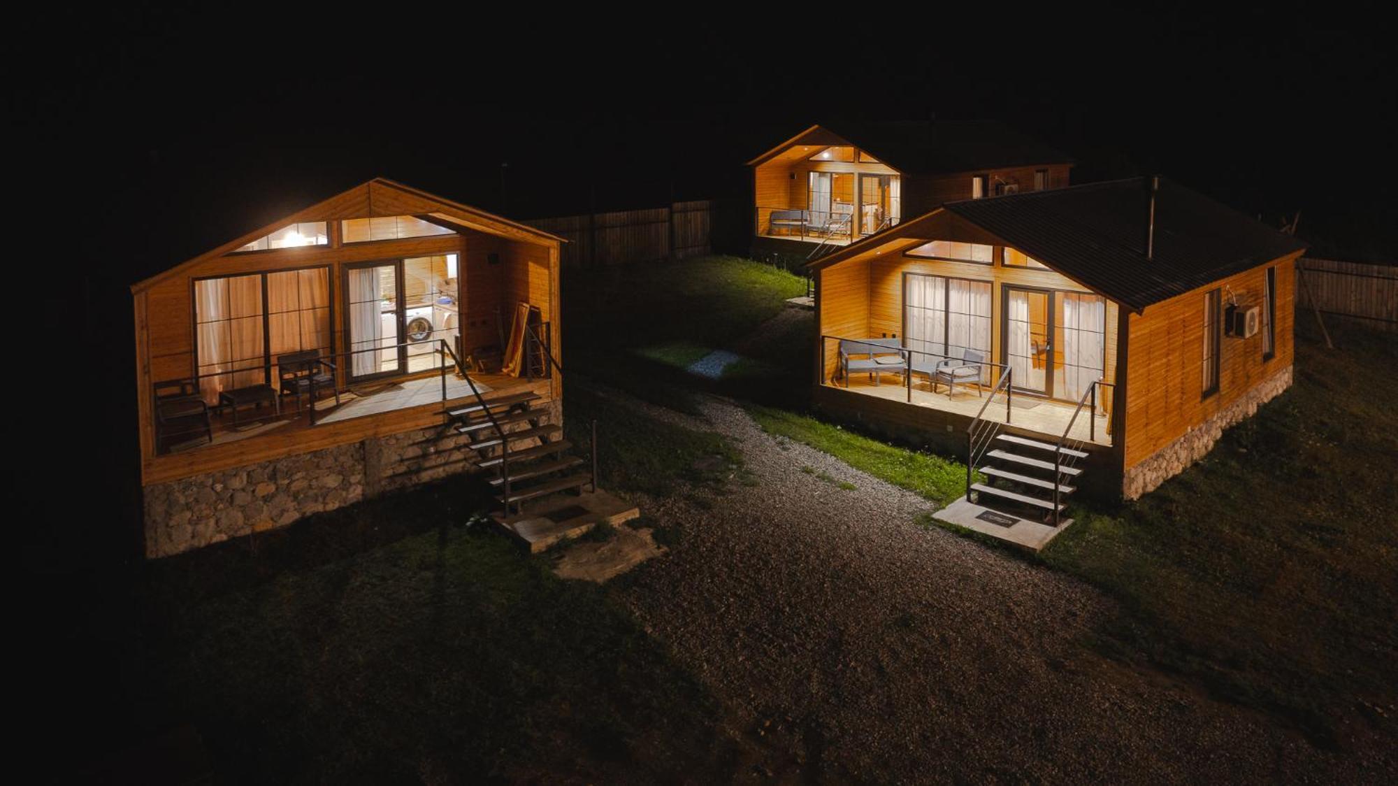 Mestia Villas Екстер'єр фото